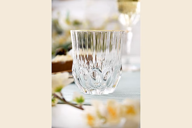 Eleganckie szklanki do whisky ze złotym rantem ADAGIO GOLD-ADGE